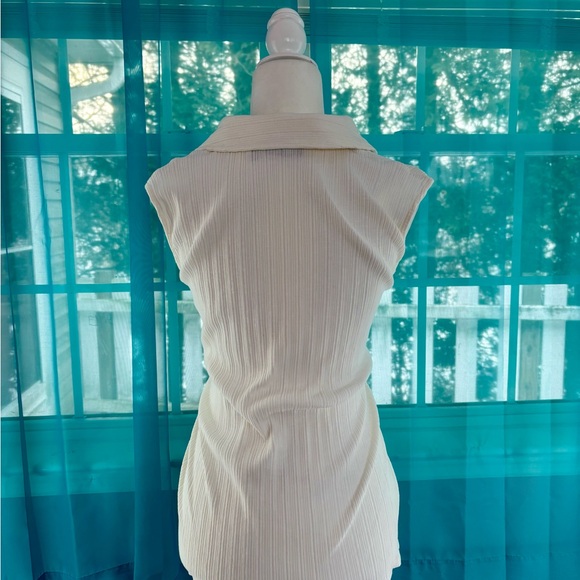 Ella Rafaella Women’s Ribbed Sleeveless Cream Zip Polo Blouse Size 2X - Picture 3 of 6